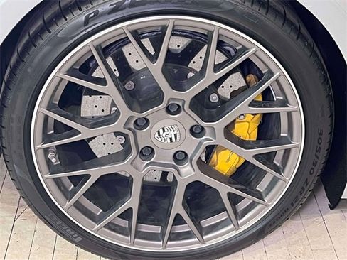 Used 2022 Porsche 911 Carrera 4S image 15