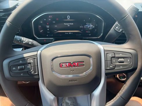 New 2026 GMC Sierra 1500 SLE w/ Preferred Package AWD/4WD image 21
