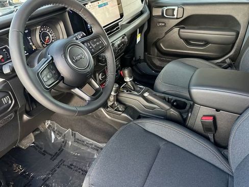 New 2026 Jeep Gladiator Willys image 9