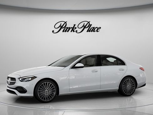 Used 2026 Mercedes-Benz C 300 Sedan image 3