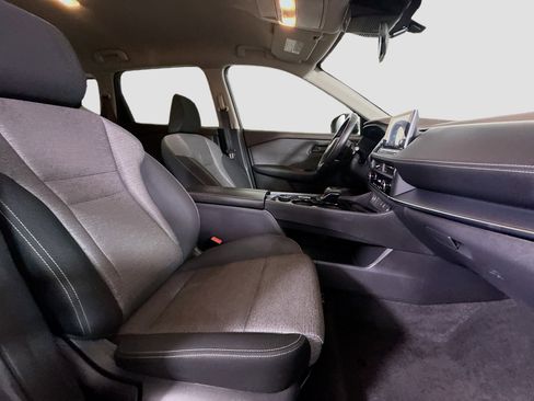 Used 2022 Nissan Rogue S AWD/4WD image 29