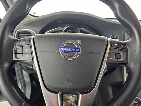 Used 2018 Volvo V60 T5 Cross Country w/ Convenience Package image 22