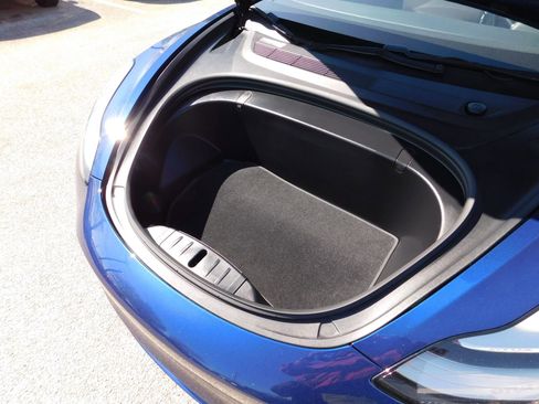 Used 2018 Tesla Model 3 Long Range image 20