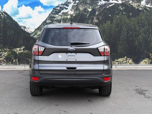 Used 2018 Ford Escape S image 10