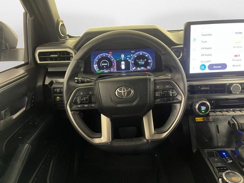 Certified 2025 Toyota 4Runner Limited image 12