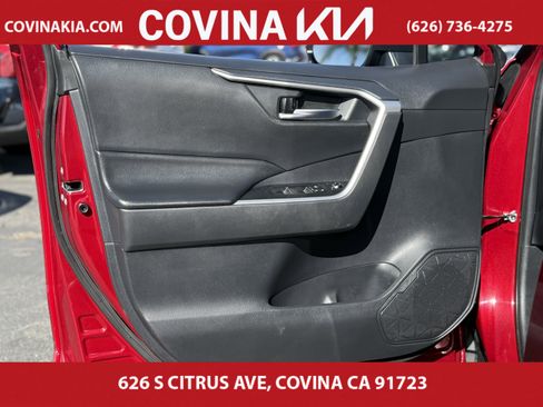 Used 2019 Toyota RAV4 XLE image 12