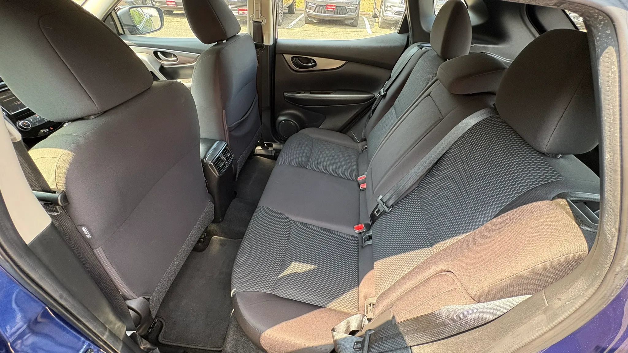 Used 2022 Nissan Rogue Sport S FWD image 30
