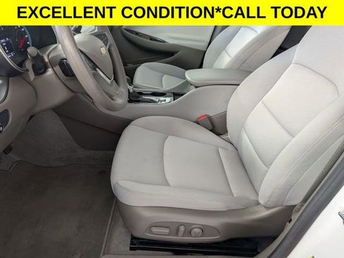 Used 2024 Chevrolet Malibu LS FWD image 13