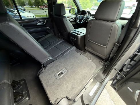 Used 2022 Chevrolet Tahoe Z71 AWD/4WD image 14