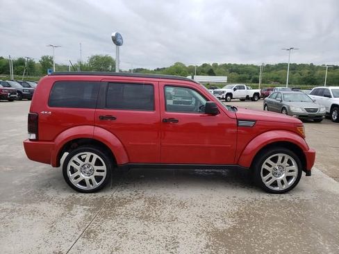 Used 2011 Dodge Nitro Heat AWD/4WD image 3