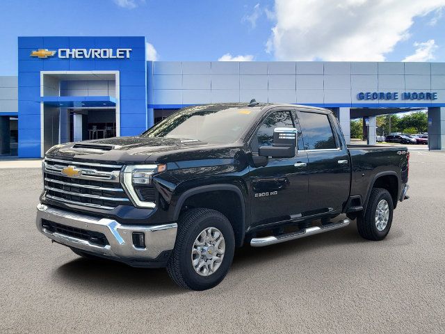 Certified 2025 Chevrolet Silverado 2500 LTZ w/ LTZ Premium Package AWD/4WD image 2