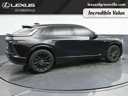 Used 2024 Cadillac Lyriq Sport AWD/4WD image 8