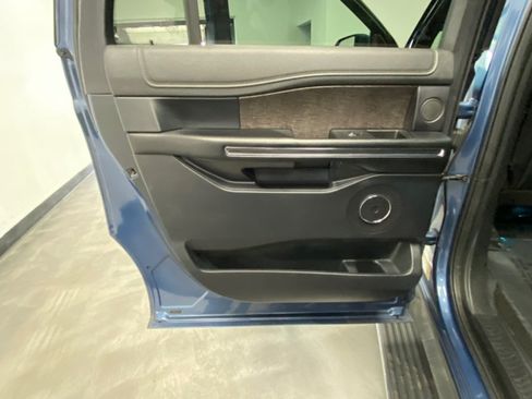Used 2019 Ford Expedition Max Limited w/ Special Edition Package AWD/4WD image 46