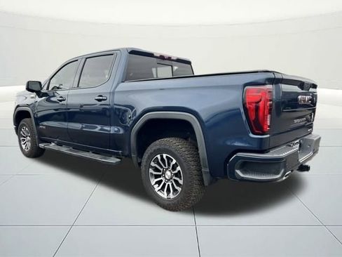 Used 2020 GMC Sierra 1500 AT4 w/ AT4 Premium Package image 3
