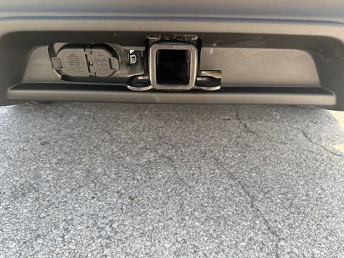 Used 2025 Ford Explorer ST AWD/4WD image 9