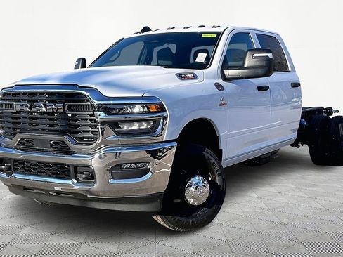 New 2026 RAM 3500 Tradesman w/ Chrome Appearance Group A image 2