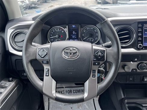 Used 2021 Toyota Tacoma TRD Sport image 10