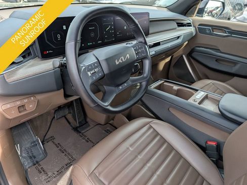 Certified 2024 Kia EV9 Land AWD/4WD image 9