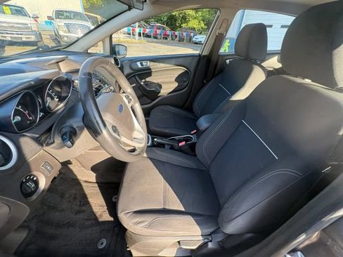 Used 2014 Ford Fiesta SE FWD image 20