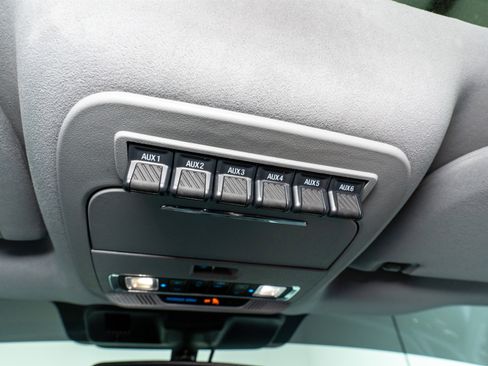 Used 2024 Ford F350 Limited w/ FX4 Off-Road Package image 23