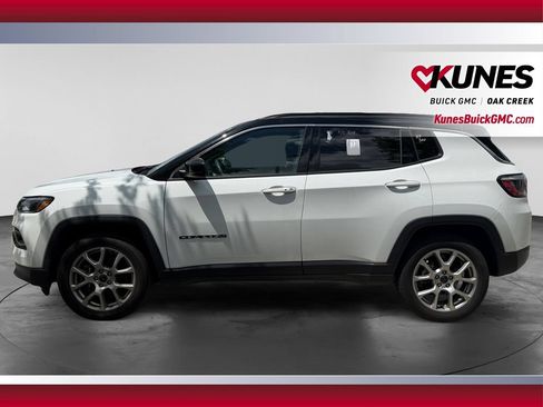 Used 2025 Jeep Compass Limited AWD/4WD image 6