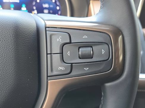 Used 2024 Chevrolet Tahoe High Country AWD/4WD image 21
