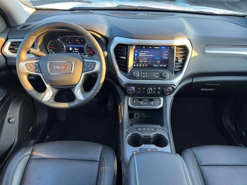 Used 2023 GMC Acadia SLT w/ Preferred Package AWD/4WD image 11