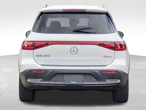 Certified 2025 Mercedes-Benz EQB 300 4MATIC image 6