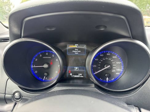 Used 2015 Subaru Outback 2.5i Premium AWD/4WD image 21