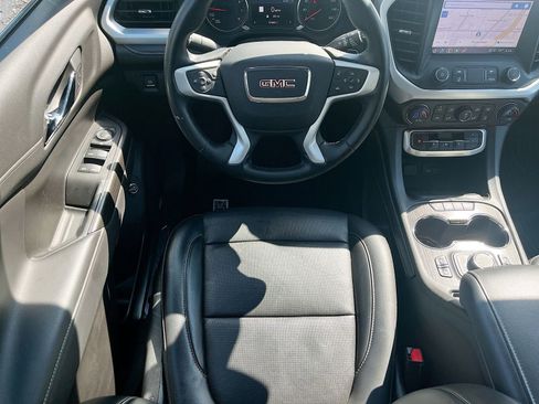 Used 2023 GMC Acadia SLT image 23