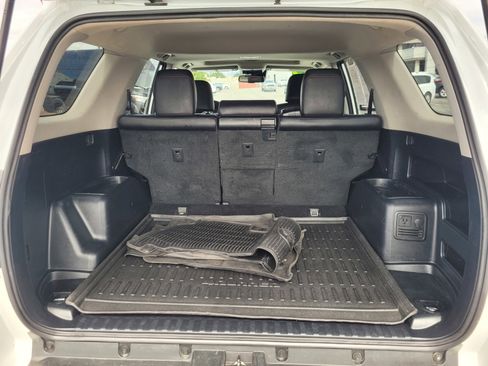 Used 2024 Toyota 4Runner TRD Off-Road Premium image 10