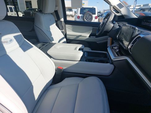 New 2026 Ford Expedition Max Platinum w/ Platinum Ultimate Package image 10