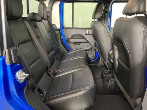 Used 2023 Jeep Gladiator Overland w/ Popular Equipment Package image 27