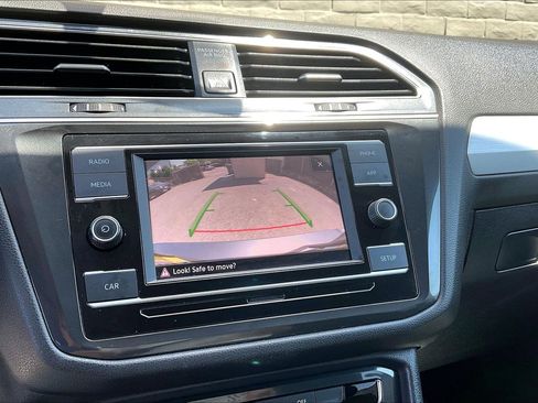 Used 2019 Volkswagen Tiguan S w/ Driver Assistance Package FWD image 21