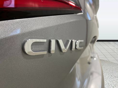 Certified 2024 Honda Civic Sport image 9