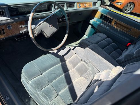 Used 1986 Buick Electra Park Avenue image 7