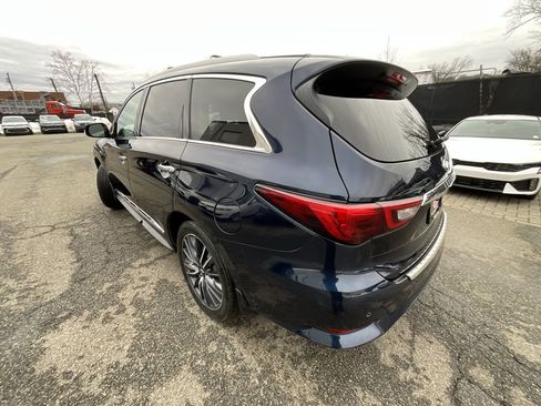 Used 2018 INFINITI QX60 Luxe w/ Deluxe Technology Package image 2