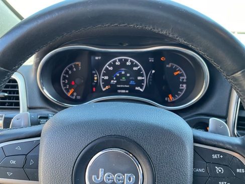 Used 2014 Jeep Grand Cherokee Laredo w/ Quick Order Package 23E image 9