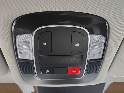 Certified 2025 Hyundai Sonata SEL FWD image 38