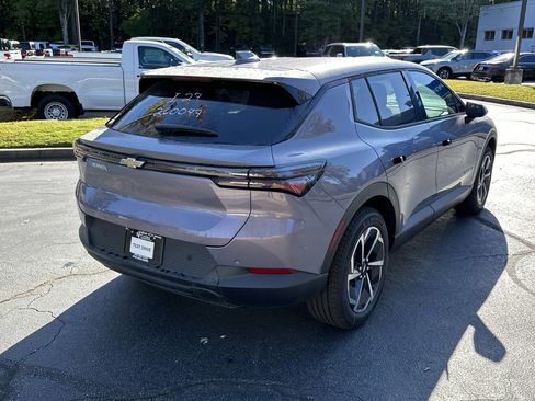 New 2025 Chevrolet Equinox EV LT image 5