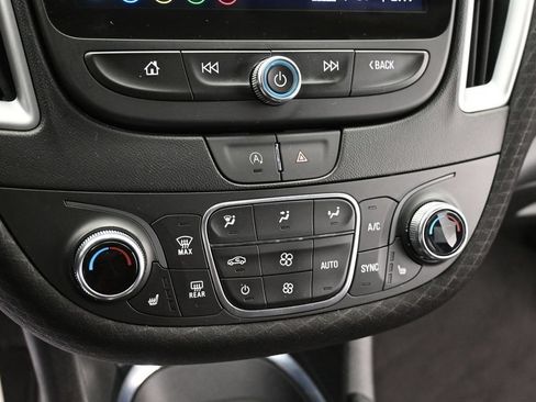 Used 2023 Chevrolet Malibu LT FWD image 11