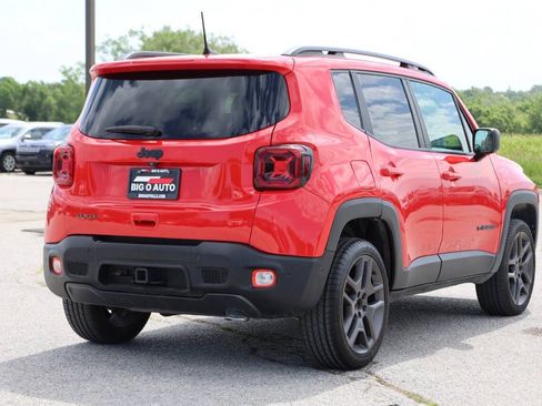 Used 2021 Jeep Renegade Latitude w/ Luxury Group II AWD/4WD image 9