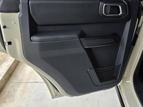 Used 2026 Ford Bronco Badlands AWD/4WD image 39
