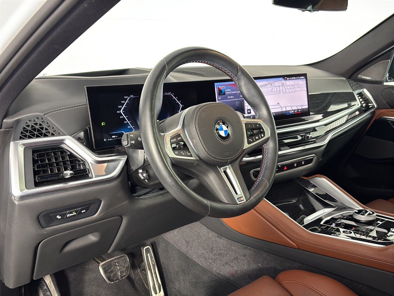 Used 2026 BMW X6 M60i AWD/4WD image 4