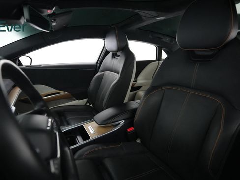Used 2023 Lucid Air Grand Touring AWD/4WD image 4