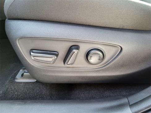 Used 2025 Toyota RAV4 XLE image 13