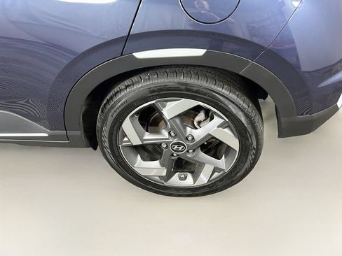 Certified 2025 Hyundai Venue Limited FWD image 26
