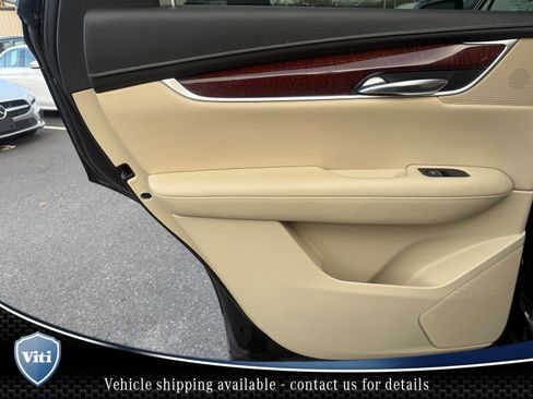 Used 2018 Cadillac XT5 Luxury w/ Driver Awareness Package image 20