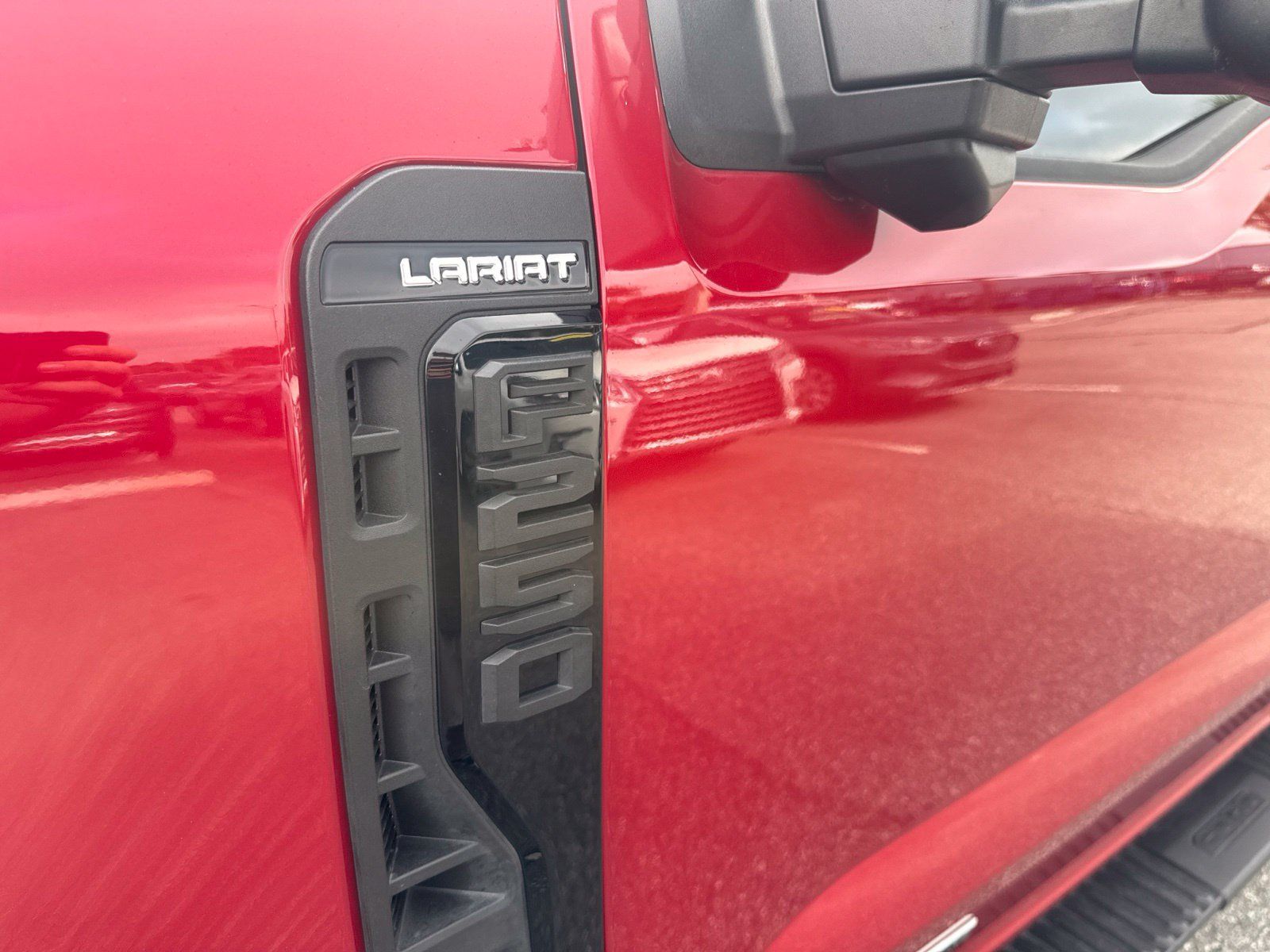 Used 2024 Ford F250 Lariat w/ Sport Appearance Package AWD/4WD image 14