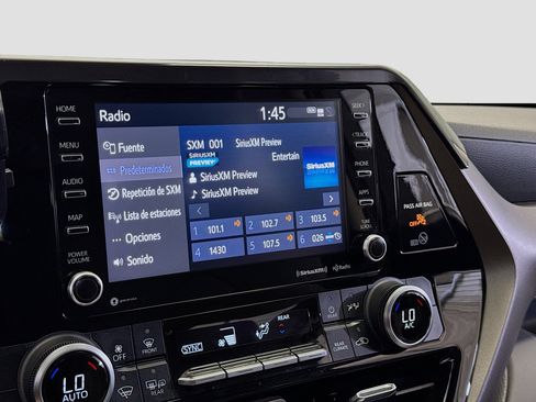 Used 2022 Toyota Highlander LE image 10